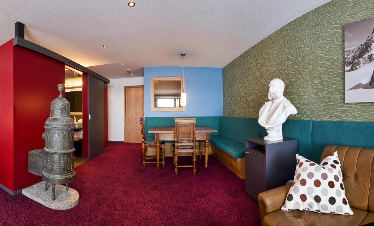 שטובן אם ארלברג Wohlfuehlhotel Hubertushof מראה חיצוני תמונה