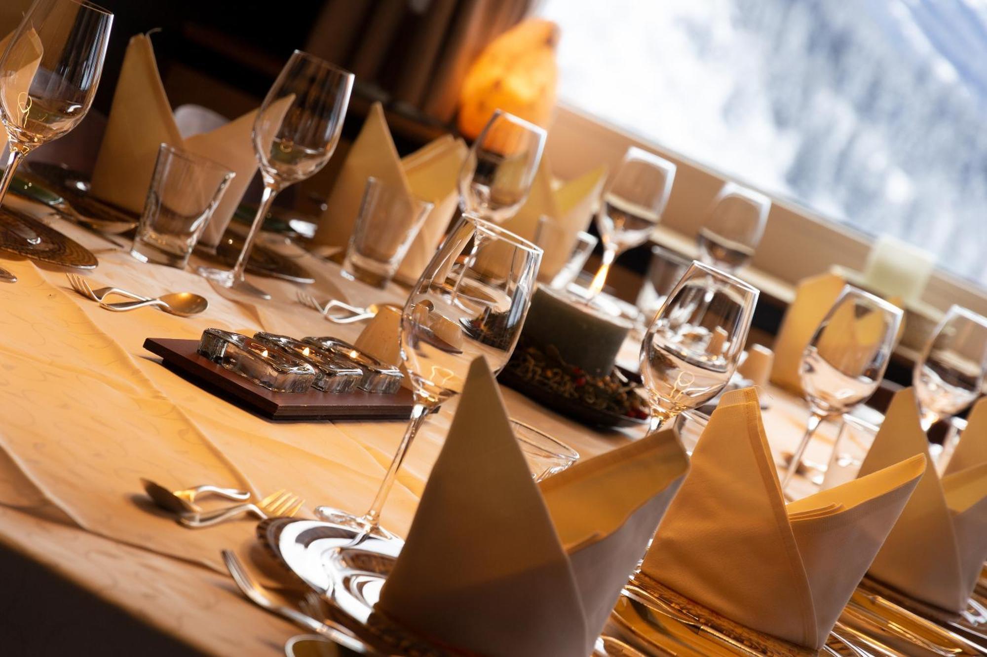 שטובן אם ארלברג Wohlfuehlhotel Hubertushof מראה חיצוני תמונה
