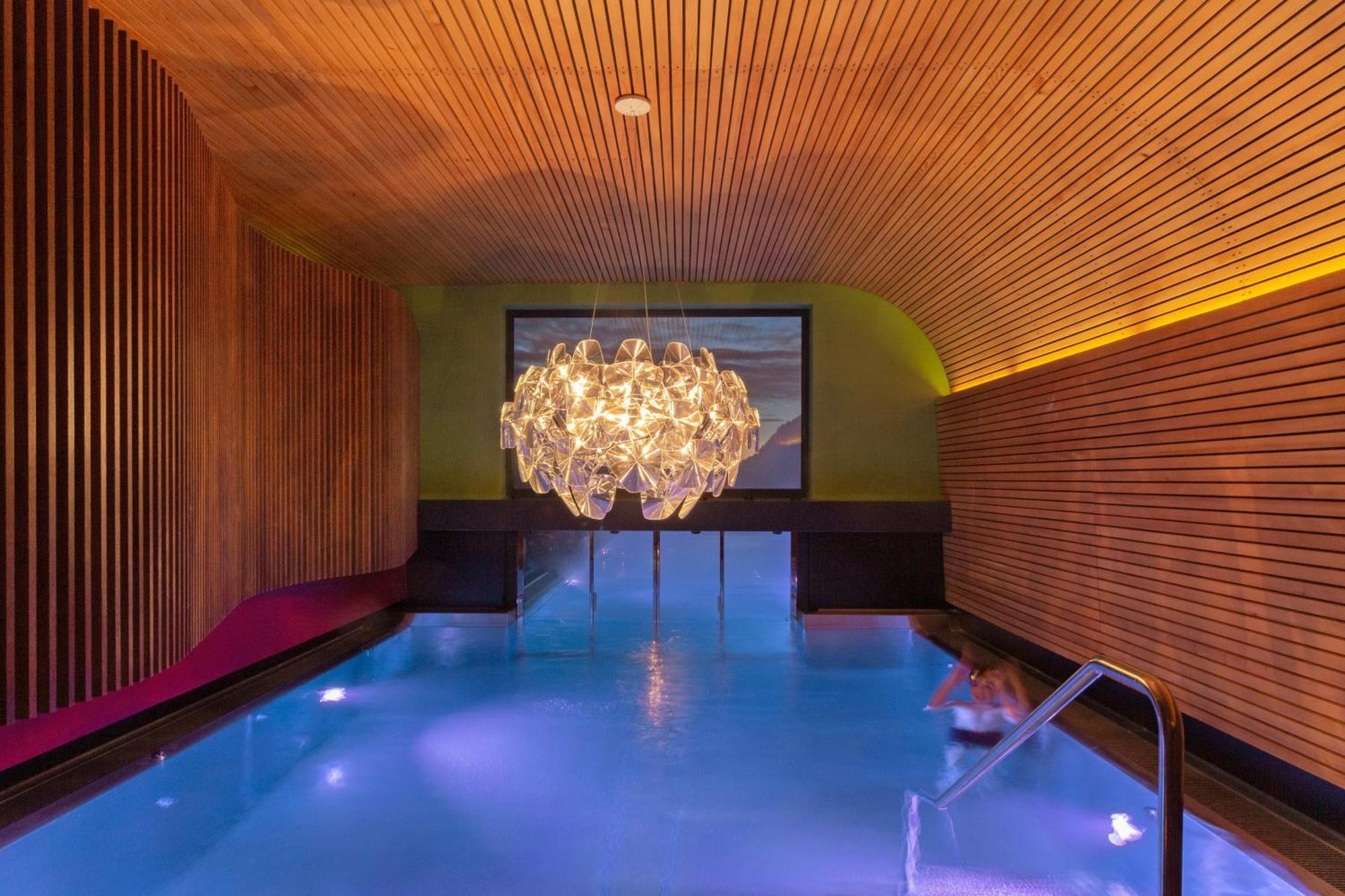 שטובן אם ארלברג Wohlfuehlhotel Hubertushof מראה חיצוני תמונה