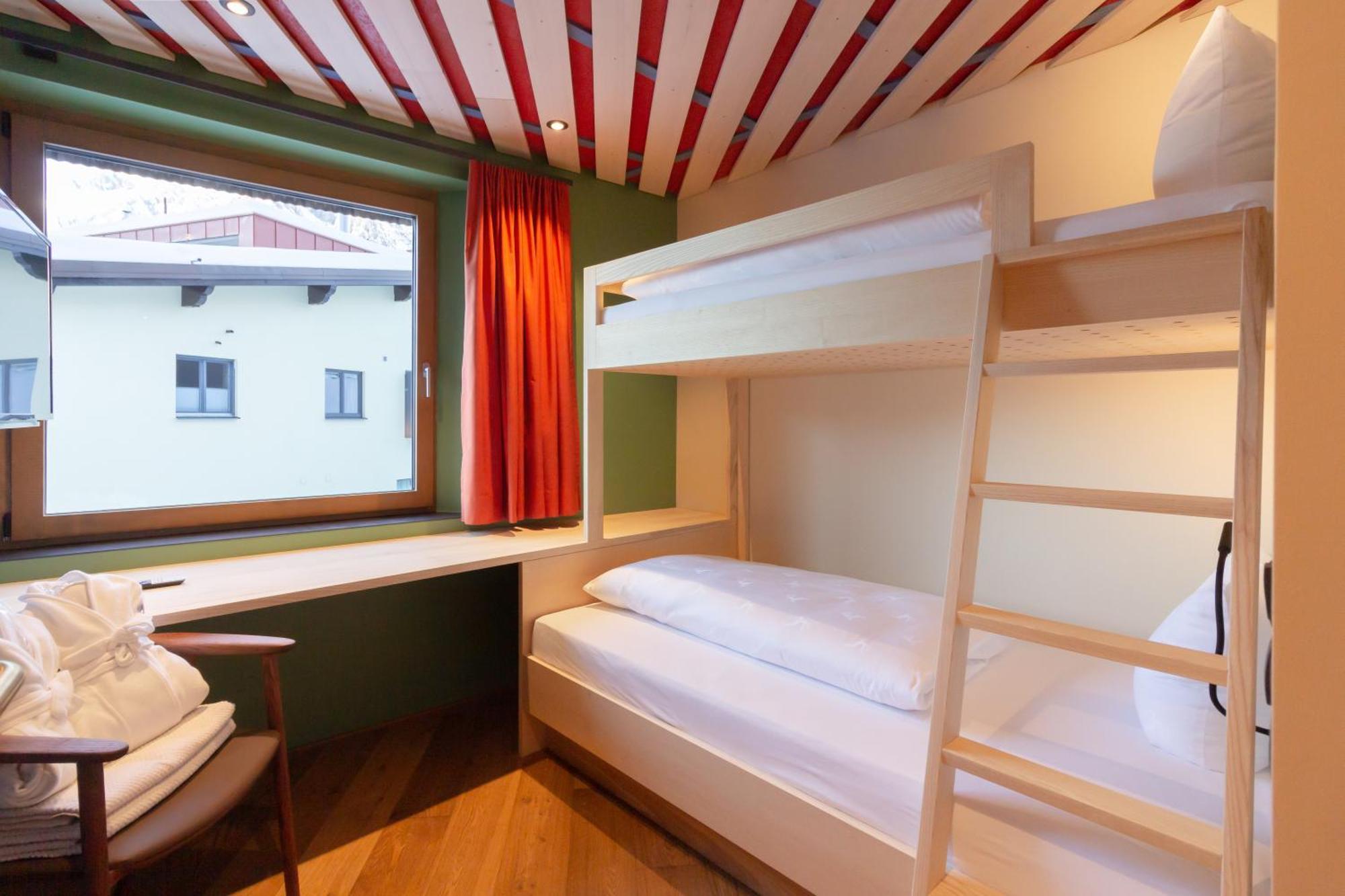 שטובן אם ארלברג Wohlfuehlhotel Hubertushof מראה חיצוני תמונה