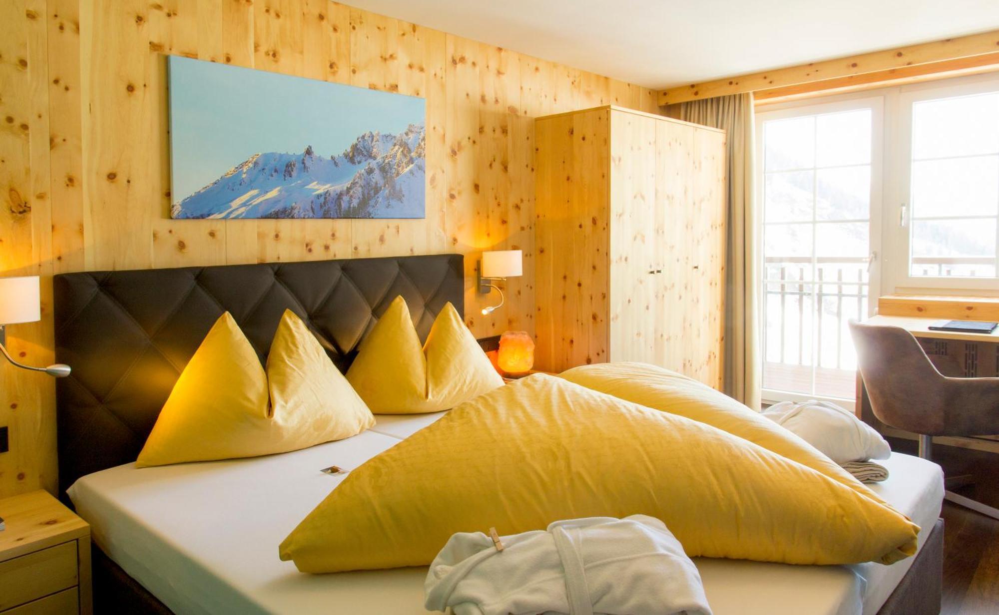 שטובן אם ארלברג Wohlfuehlhotel Hubertushof מראה חיצוני תמונה