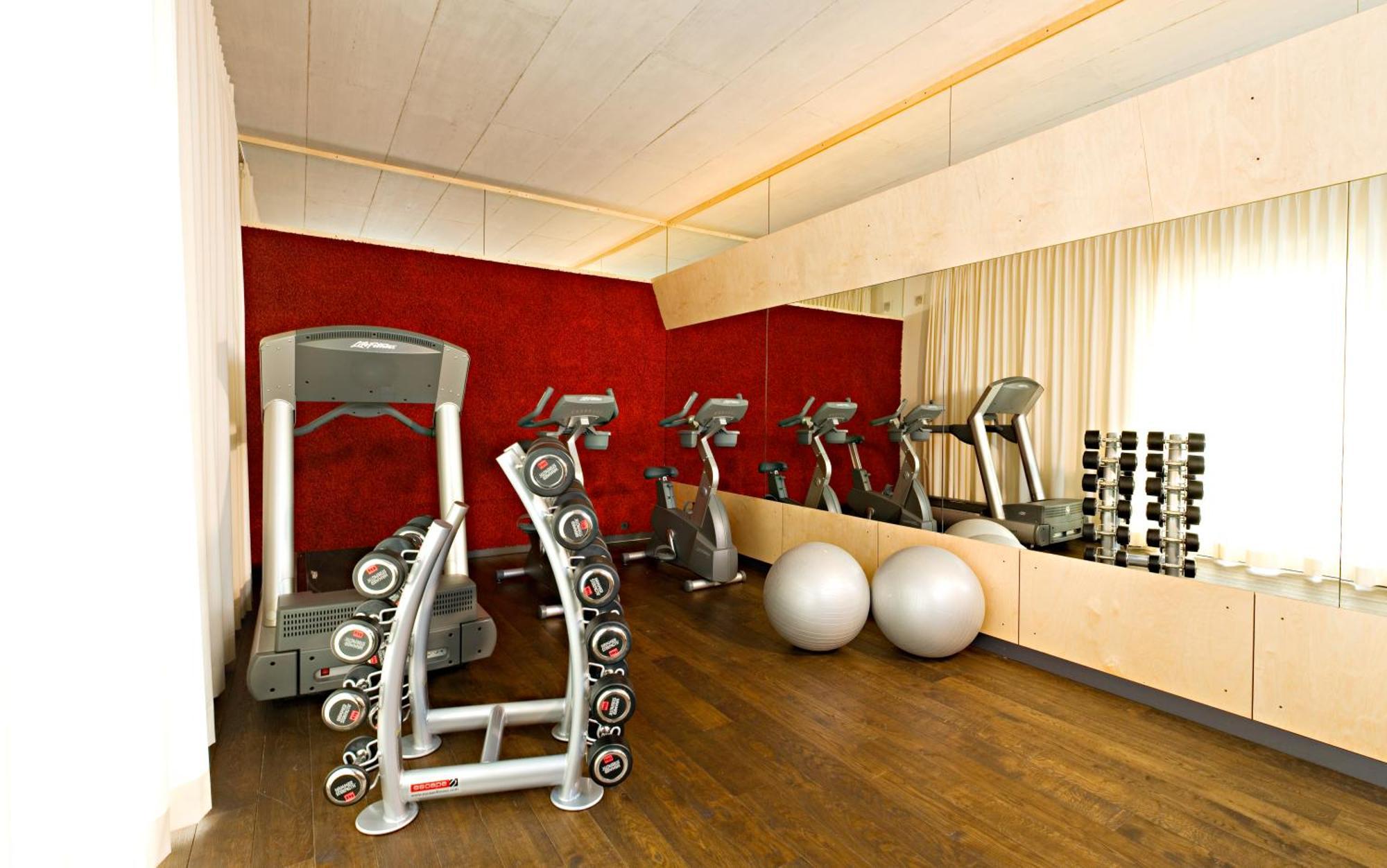 שטובן אם ארלברג Wohlfuehlhotel Hubertushof מראה חיצוני תמונה